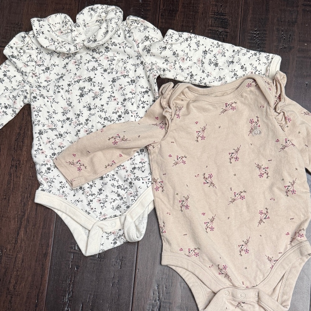 Baby GAP bodysuits 3-6 months